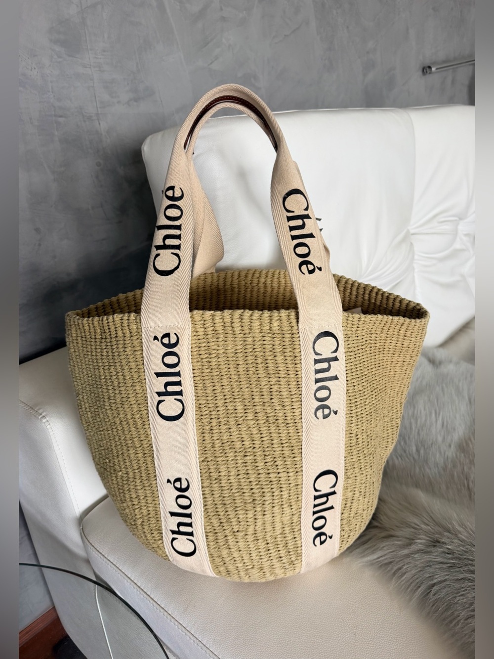 Chole woody beige large rattan logo basket tote bag